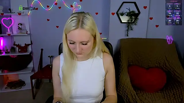 madam uliis online show from 05.03.26