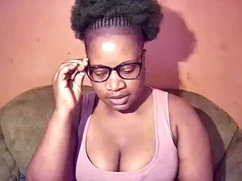 Snapshot of sexyamanda_ chatting on 03.15.25 sexyamanda online show from 03.15.25