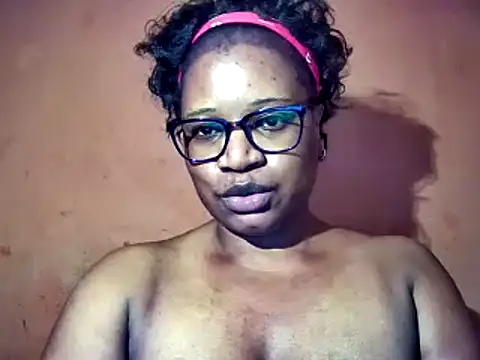 Snapshot of sexyamanda_ chatting on 11.06.25 sexyamanda online show from 11.06.25