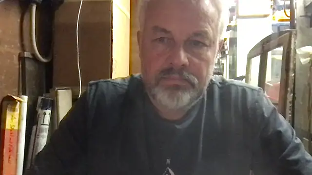 Berg Boy online show from 10.17.25