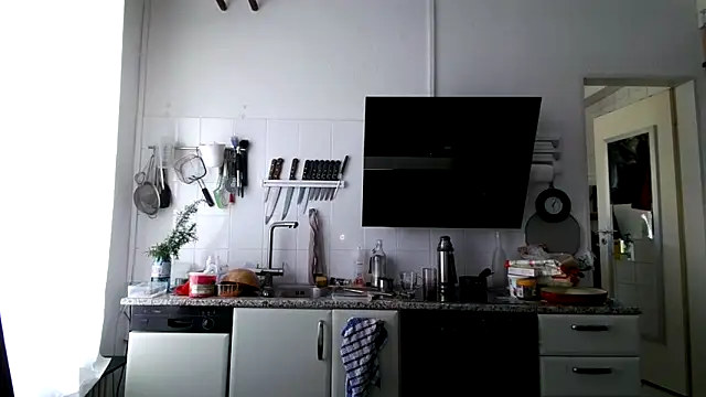 Berg Boy online show from 04.21.26