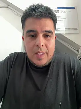 Snapshot of elninio_poya chatting on 03.21.25 elninio poya online show from 03.21.25