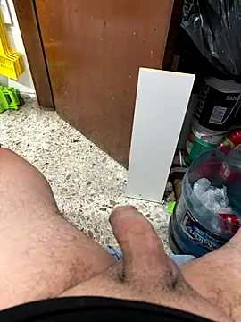 Snapshot of elninio_poya chatting on 10.24.25 elninio poya online show from 10.24.25