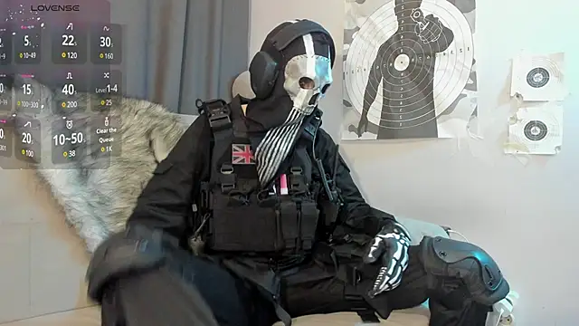 Snapshot of cos_operator chatting on 03.11.25 cos operator online show from 03.11.25