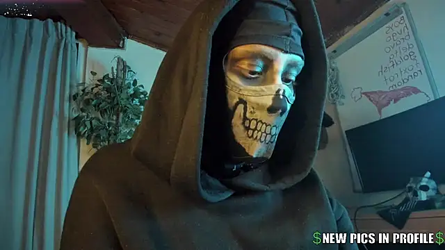 Snapshot of cos_operator chatting on 01.09.26 cos operator online show from 01.09.26