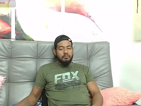 BladeFoxxx1 online show from 10.04.25