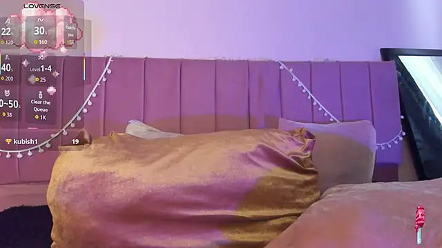 kitty-kryss online show from 11.10.25