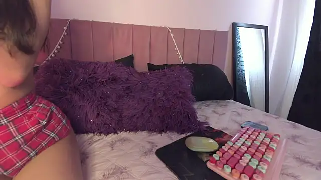 Snapshot of kitty-kryss chatting on 02.02.26 kitty-kryss online show from 02.02.26