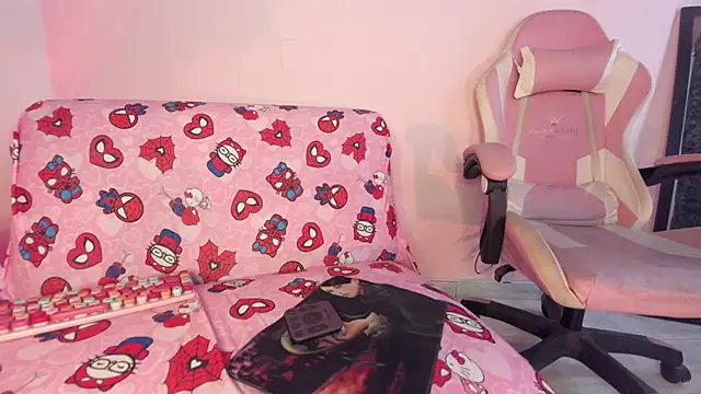 kitty-kryss online show from 04.07.26