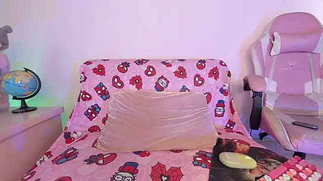 kitty-kryss online show from 06.06.26