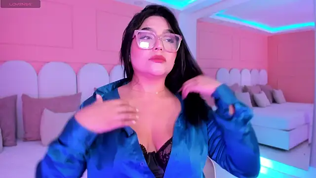 eva sainnt online show from 02.28.26