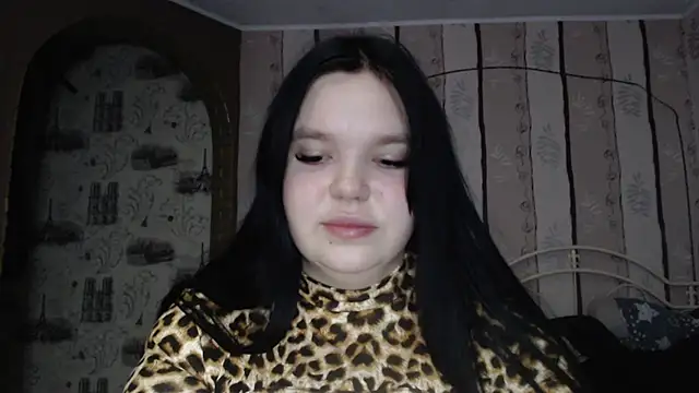 Victoriakot online show from 03.17.25