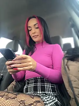 MeganFoxiy online show from 11.16.25