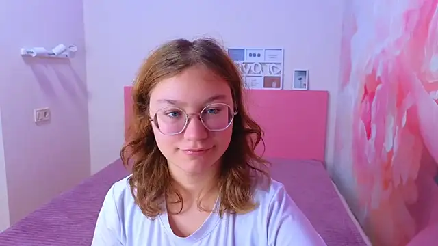 AngelinaLow online show from 11.11.25