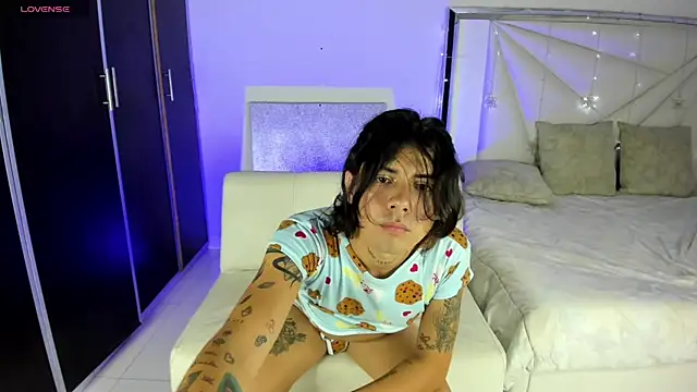 Zion Moore online show from 03.15.25