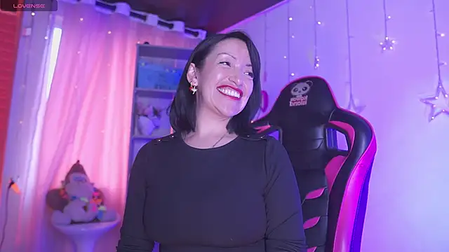 Madison Mayer online show from 09.17.25