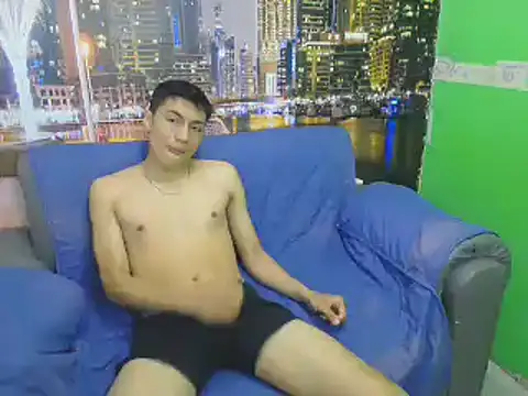 Snapshot of dario_ventura0 chatting on 03.17.25 dario ventura0 online show from 03.17.25