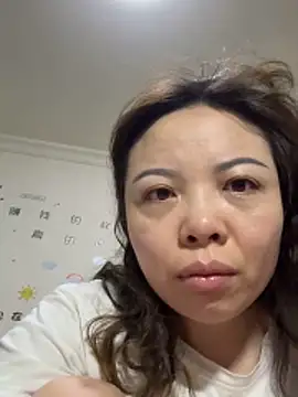 Snapshot of aa520uv chatting on 04.19.26 aa520uv online show from 04.19.26