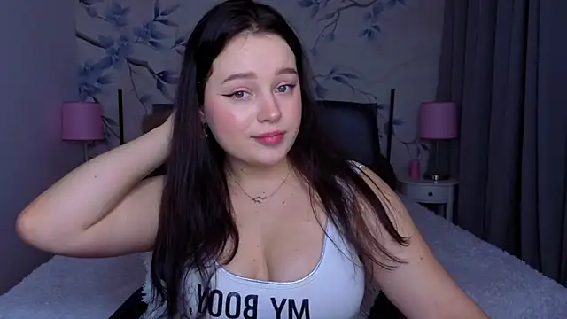 Cute kitty- online show from 11.28.25