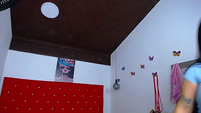 kriss sweetboobs10 online show from 10.30.25