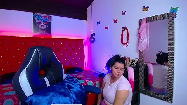 kriss sweetboobs10 online show from 11.25.25