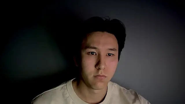 Snapshot of aliktasty chatting on 10.13.25 aliktasty online show from 10.13.25