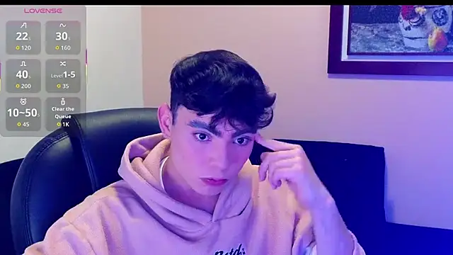 lukeboyce33 online show from 10.29.25