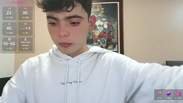 lukeboyce33 online show from 03.10.26