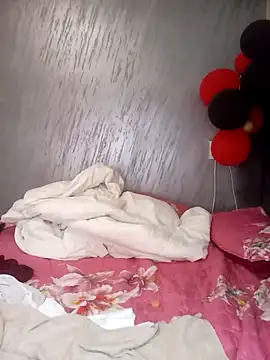 Hotytoty26 online show from 11.24.25