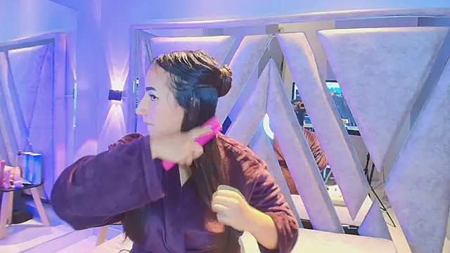 Alice 26  online show from 03.05.26