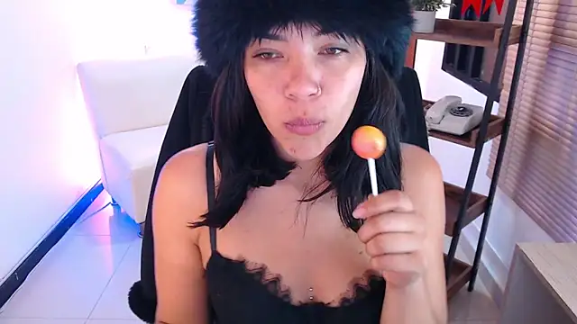 Snapshot of dangel_noir6 chatting on 02.17.26 dangel noir6 online show from 02.17.26