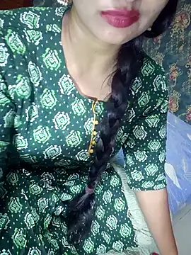 Snapshot of Shalini_telugu09 chatting on 06.15.26 Shalini telugu09 online show from 06.15.26