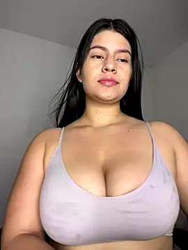 Saanvi21 online show from 11.18.25