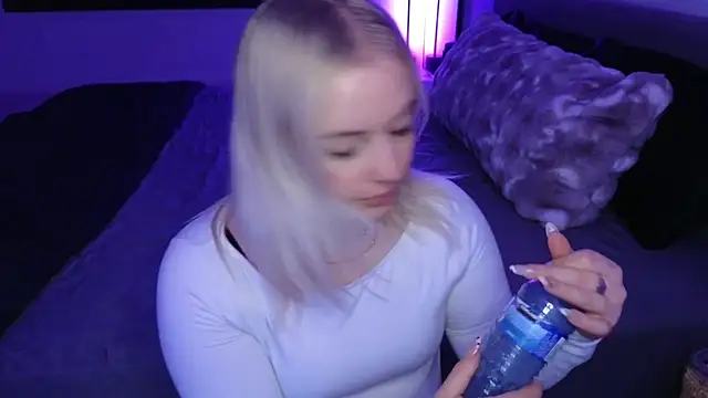 Snapshot of margot_robbie7 chatting on 02.11.26 margot robbie7 online show from 02.11.26