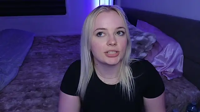 Snapshot of margot_robbie7 chatting on 02.26.26 margot robbie7 online show from 02.26.26