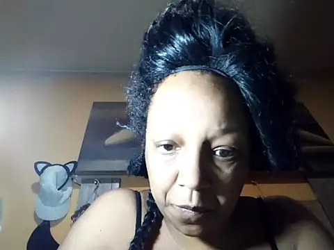 Tatyhotevony online show from 03.20.25