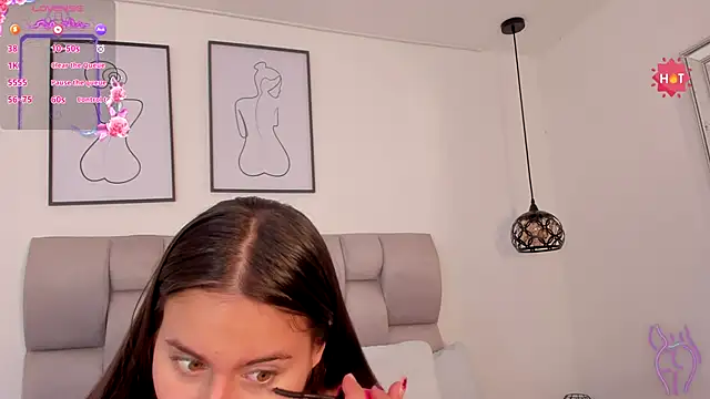 Hanna Evans   online show from 11.24.25