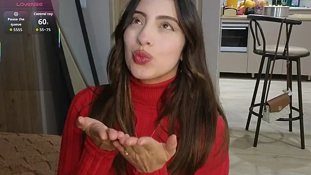 Snapshot of Rebbecawhite_meow chatting on 11.04.25 Rebbecawhite meow online show from 11.04.25