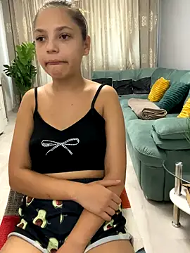 18teengirl3 online show from 09.09.25