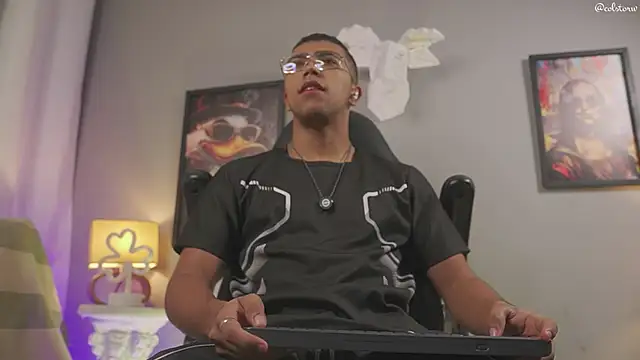 Colstorw  online show from 03.13.26