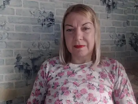 Lillia Ray online show from 12.22.25