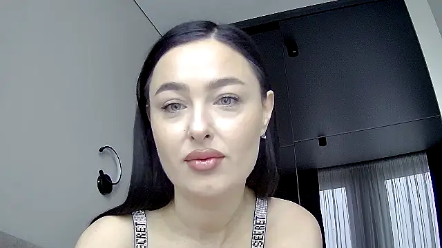 Snapshot of Black_swan7777 chatting on 02.19.26 Black swan7777 online show from 02.19.26