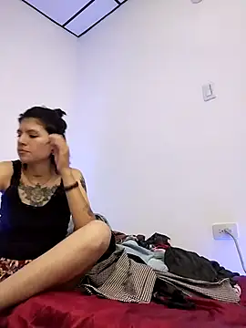 lovelockedlips online show from 05.02.26