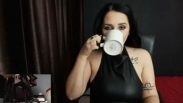 missdyaa online show from 09.30.25