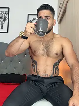 Maximiliano ford online show from 10.08.25