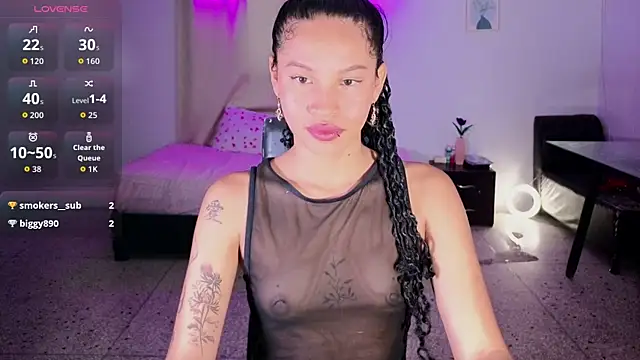 Snapshot of eleselas chatting on 10.02.25 eleselas online show from 10.02.25