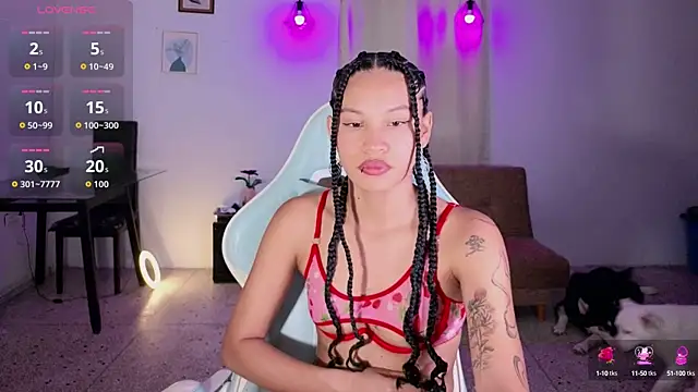 Snapshot of eleselas chatting on 10.16.25 eleselas online show from 10.16.25