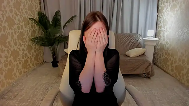 JulietMonli online show from 01.08.26