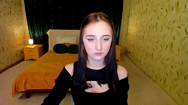 JulietMonli online show from 02.11.26