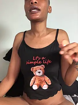 Miss  Mandy online show from 12.04.25